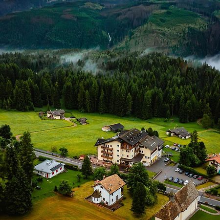 Hotel Bellamonte Predazzo Dış mekan fotoğraf